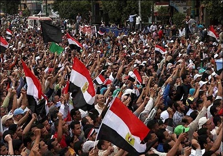 گزارشی از شرایط کنونی مصر / سرنوشت مرسی چه خواهد بود