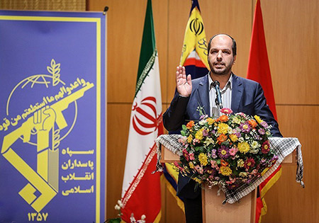 تمدن اسلامی با تأسی به الگوی غربی حاصل نمیشود