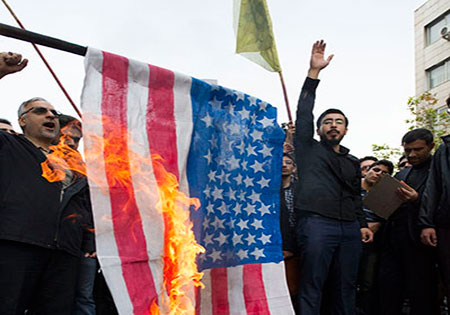 تحلیل مفهومی واژه استکبار در انقلاب اسلامی / چرا ملت ایران آمریکا را مستکبر می نامد؟