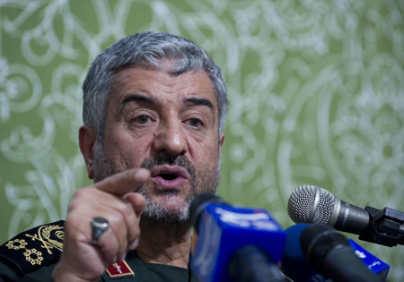 انقلاب اسلامی روزهای تعیینکننده و حساسی را در پیش دارد