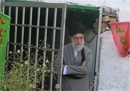 کهف الشهدا، بهشتی در میان جهنم تهران امروز