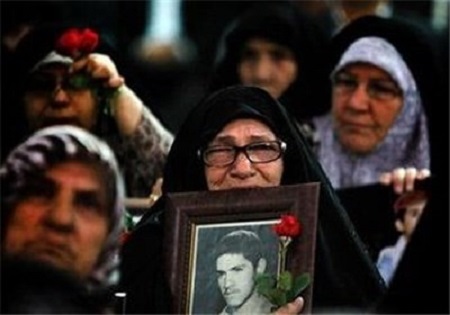 استان بوشهر فردا در انتظار قدم‌های مادر شهید صبوری است