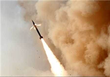 یمنی‌ها با کدام موشک‌‌ از جنس موشک های شهید طهرانی‌مقدم قلب آل سعود را نشانه گرفتند+مختصات