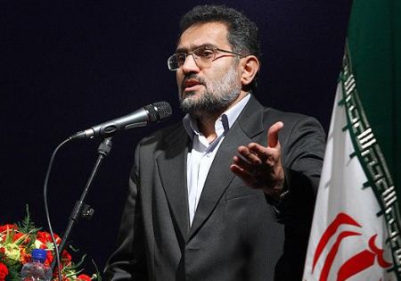 اجازه نمی‌دهیم پرچم آمریکا در ایران به اهتزاز درآید/ هنرمندان انقلابی به عرصه جهاد کبیر وارد شوند