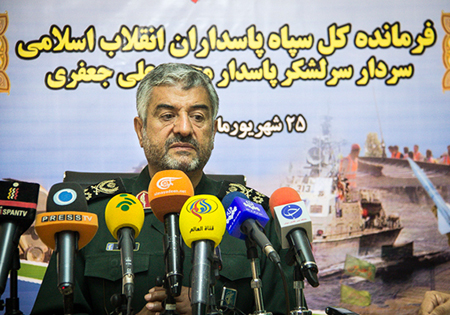 امریکا از تجاوز به سوریه پشیمان خواهد شد/رونمایی تجهیزات جدید موشکی و راداری/نقش نیروی قدس در سوریه و عراق