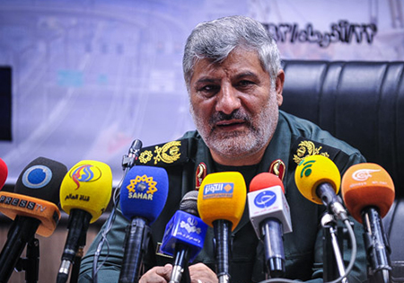 دشمن نان مردم را مورد هدف قرار داده است/ قرارگاه خاتم در اجرای پروژهها به دنبال کسب سود نیست/ ارائه طرح «ناب» به دولت