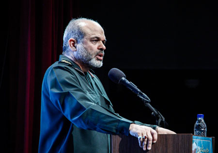 سرلشکر قاسم سلیمانی داعش را شکست داد نه ائتلاف 60 کشور