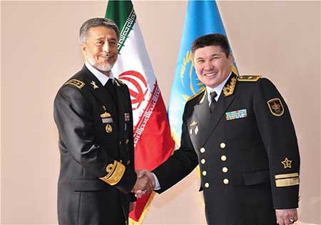 توسعه روابط دفاعی ایران با قزاقستان