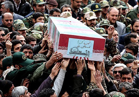 پیکر سه شهید گمنام دفاع مقدس در قزوین تشییع و تدفین شد