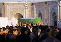 پیکر مطهر شهید «حسین ظفر دوست» بر روی دستان مردم عزادار مشهد تشییع خواهد شد