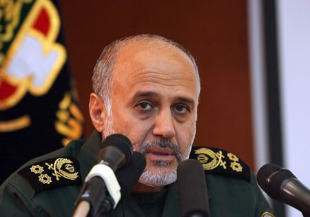 مقامات عربستانی الگوی رفتاری رژیم صهیونیستی را اجرا میکنند/ سعودیها مرد عیاشیاند، نه مرد بحران