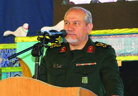 برداشت برخی جریانات فکری از منویات رهبری سطحی و سادهانگارانه است