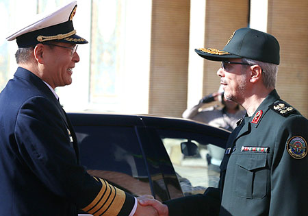 دیدار جانشین ستاد کل ارتش جمهوری خلق چین با سرلشکر باقری