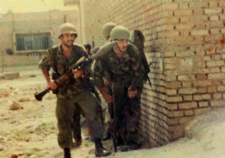 تصاویر ناب از حضور تکاوران دریایی ارتش در مقاومت خرمشهر