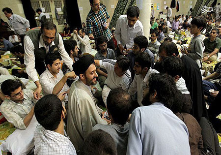 از شب نشینی‌های تهران تا شب زنده‌داری‌های شام