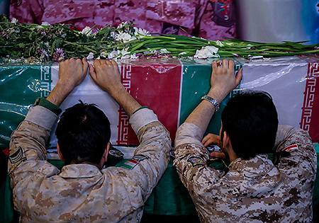 تشییع هفت شهید مدافع حرم در دانشگاه های قم