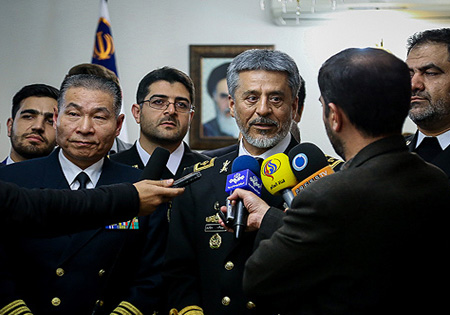 برگزاری رزمایش مشترک نیروهای دریایی ایران و چین/ همکاری دو کشور برای مقابله با دزدان دریایی