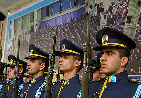 تصاویر/ مراسم نمادین بیعت تاریخی همافران با امام خمینی(ره)