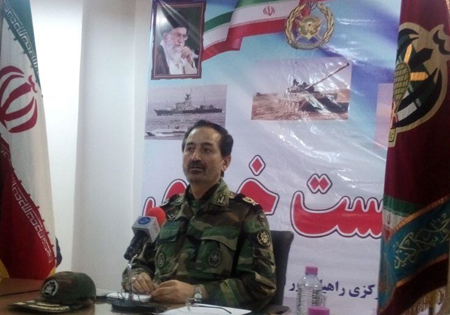 برپایی نخستین نمایشگاه راهیان نور دریایی ارتش در خارک/ استقبال جنگندههای نهاجا از زائران مناطق عملیاتی