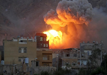 جنگنده های سعودی صنعا را بمباران کردند