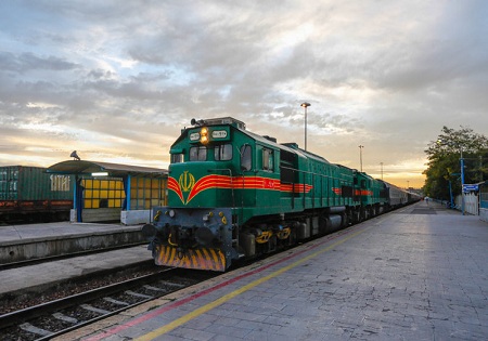 افزایش حرکت قطار مسافری قم-تهران در ایام سالگرد رحلت امام