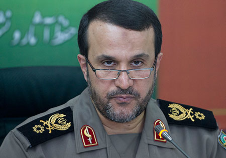 برخی مسئولان توفیق حل مشکلات خانواده شهدا را ندارند