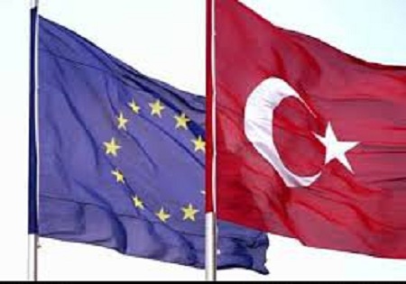اتحادیه اروپا حذف روادید برای شهروندان ترکیه را تصویب کرد