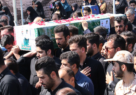 مراسم تشییع پیکر جانباز شهید علیرضا خراسانی برگزار شد /تصاویر