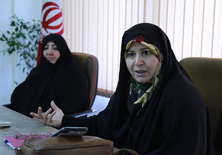 از گفتن آسیبهای زنان در جنگ و ذکر شکستها نترسیم