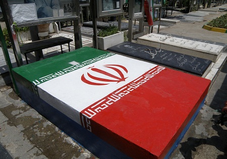 مزار این شهید پرچم جمهوری اسلامی ایران است+تصویر