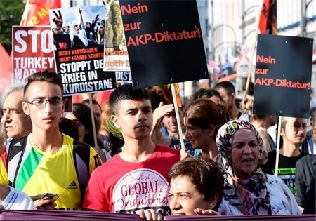 اعتراضات ضد سیاست‌های اردوغان در برلین برگزار شد