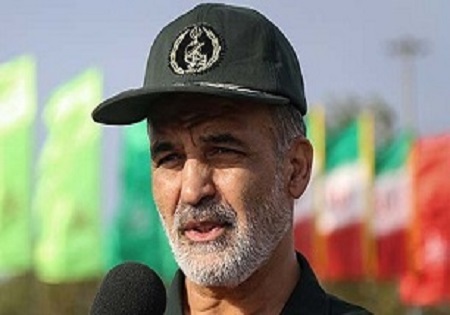 تا خون شهدا وجود دارد دشمن هیچ غلطی نمیتواند بکند