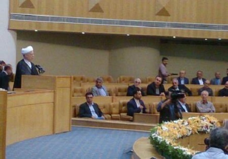 چیزی که به نام حزب در تاریخمان پیروز شد و وضع کشور را اصلاح کرد جمهوری اسلامی بود