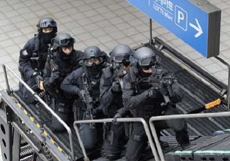 مقابله با تهدیدات تروریستی در شهرهای جهان با «مانور ضدتروریسم»