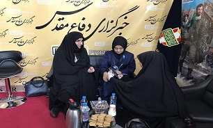 انهدام نهاد خانواده و تضعیف نقش زنان هدف اصلی دشمن امروزی است انهدام نهاد خانواده و تضعیف نقش زنان هدف اصلی دشمن امروزی است