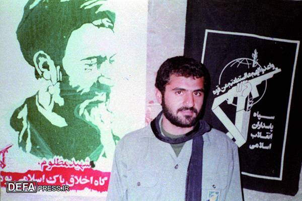 روایتی از پرچمداری برادران در جبهه تا دلگیری از کسانی که به جبهه پشت کردند روایتی از پرچمداری برادران در جبهه تا دلگیری از کسانی که به جبهه پشت کردند
