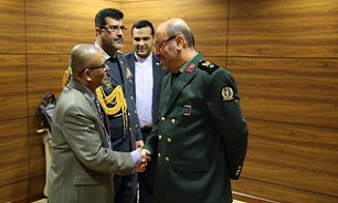 ایران و سریلانکا برای گسترش همکاری های دفاعی توافق کردند