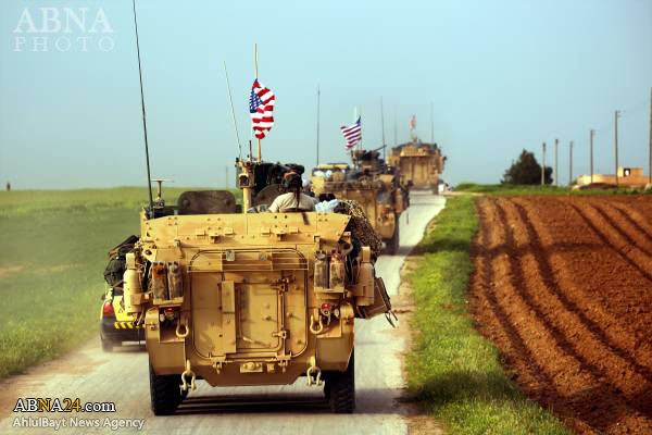 گشت‌زنی خودروهای زرهی آمریکا در مرز سوریه و ترکیه+ تصاویر