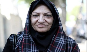 برخی نویسندگان میترسند مُهر انقلابی بودن به پیشانیشان بخورد برخی نویسندگان میترسند مُهر انقلابی بودن به پیشانیشان بخورد