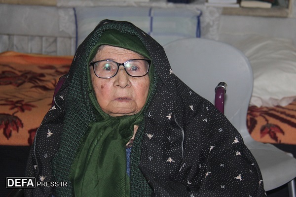 مادر سه شهید: اجازه حضور فرزند دیگرم در جنگ با اسرائیل را خواهم داد
