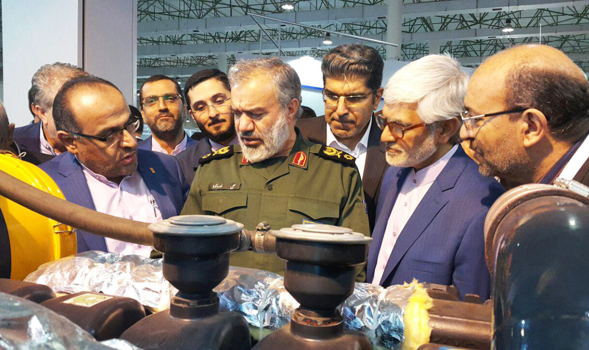 بازدید سردار فدوی از نمایشگاه صنایع دریایی و دریانوردی