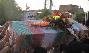 پدر شهید غلامعلی کائدخورده به فرزندش پیوست