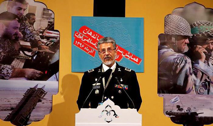 تبیین تدابیر فرمانده معظم کل قوا جهت ارتقای توان رزمی در همایش فرماندهان ارتش