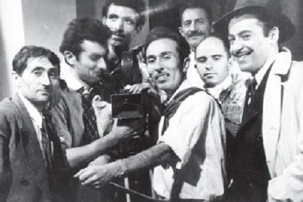 مظفرالدین شاه نخستین کارگردان سینمای ایران