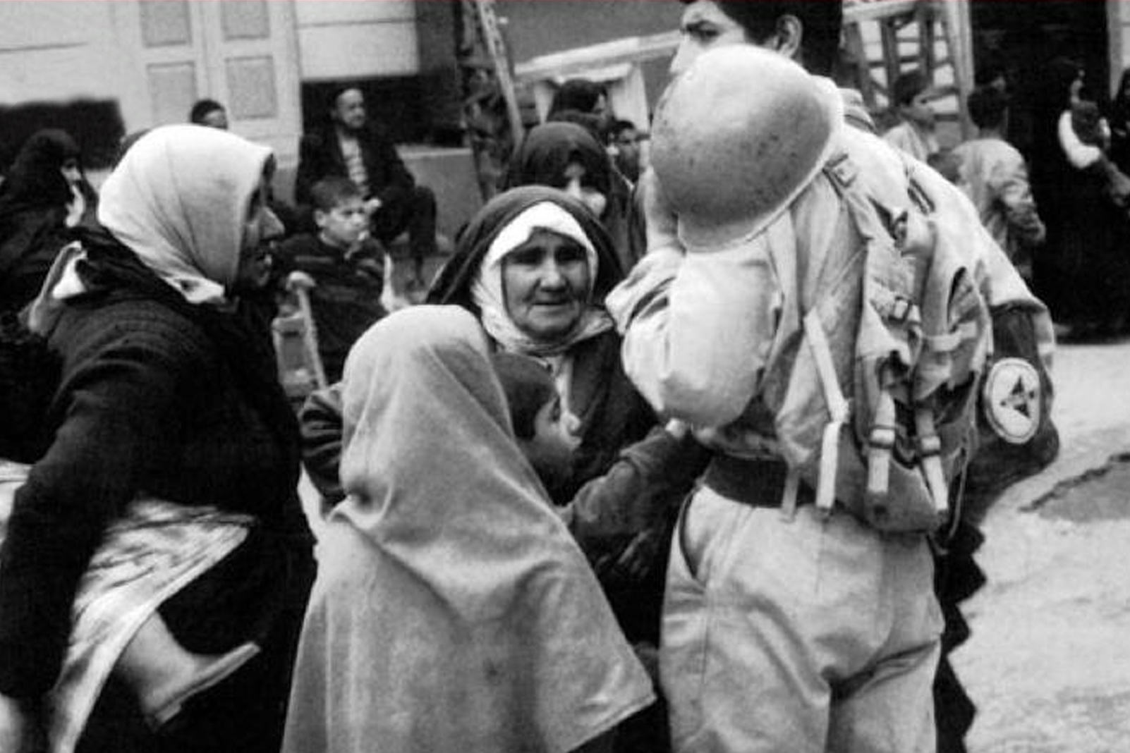 اخراجم از مدرسه باعث آشناییام با مسائل سیاسی شد/ مغازههای دزفول بدون مشتری باز بودند اخراجم از مدرسه باعث آشناییام با مسائل سیاسی شد/ مغازههای دزفول بدون مشتری باز بودند