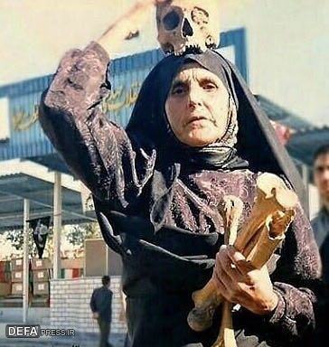 انتشار تصویری تکان‌دهنده از مادر شهید توسط «پرویز پرستویی» + عکس