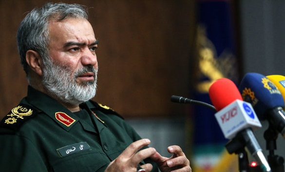 میزان فعالیتهای سپاه در برخورد با مفسدان اقتصادی افزایش یافته است/ باید اینترنت و سیستم عامل بومی داشته باشیم میزان فعالیتهای سپاه در برخورد با مفسدان اقتصادی افزایش یافته است/ باید اینترنت و سیستم عامل بومی داشته باشیم