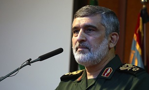 وحدت و یکپارچگی ارتش و سپاه ریشه ای است/ ارتش و سپاه در کنار هم هویت پیدا میکنند وحدت و یکپارچگی ارتش و سپاه ریشه ای است/ ارتش و سپاه در کنار هم هویت پیدا میکنند