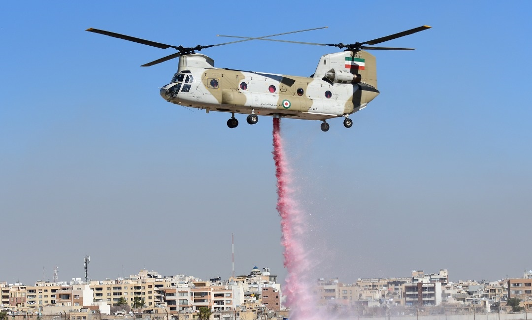 الحاق بالگردهای سوخت رسان و آتش نشان به پایگاه چهارم هوانیروز الحاق بالگردهای سوخت رسان و آتش نشان به پایگاه چهارم هوانیروز