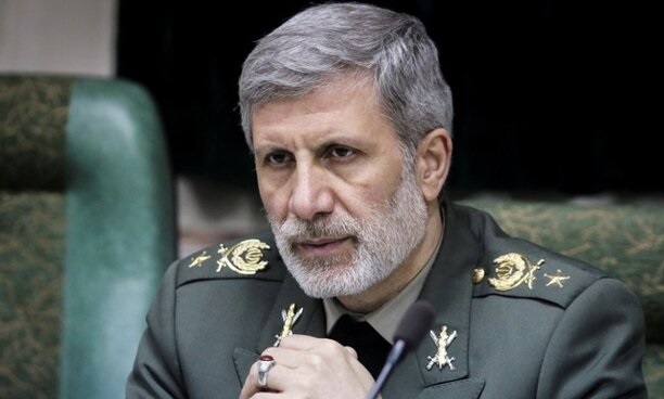 امروز۹۰ درصد از نیازهای دفاعی خود را تأمین میکنیم/ برای فروش سلاح برنامه داریم امروز۹۰ درصد از نیازهای دفاعی خود را تأمین میکنیم/ برای فروش سلاح برنامه داریم